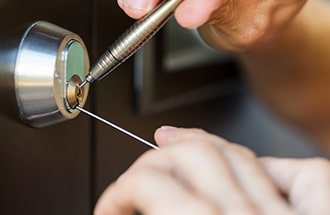 Accordion Image Lockpicking